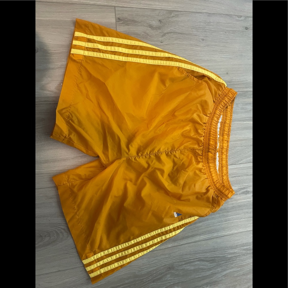 Women’s vintage adidas mustard and yellow shorts